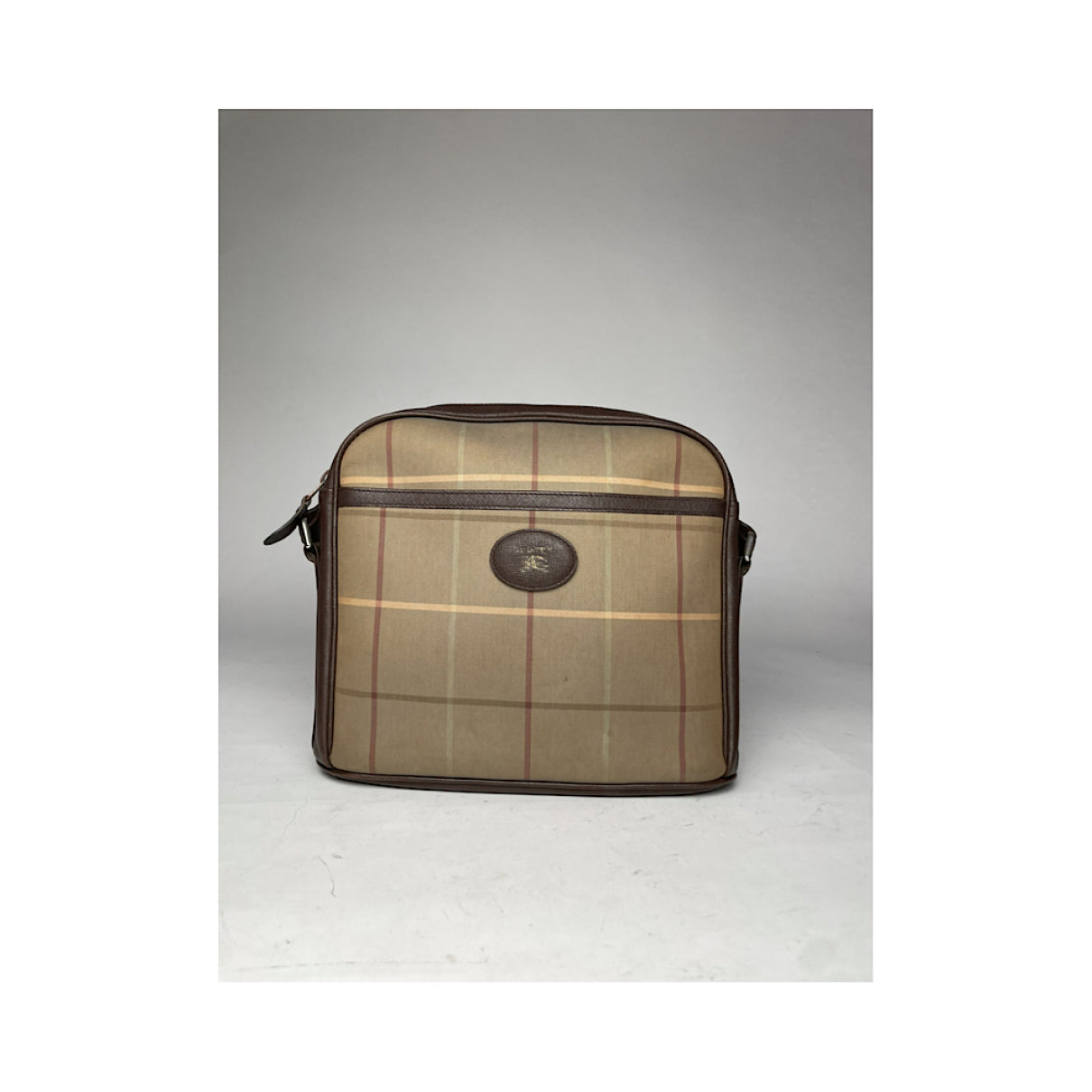 Burberry TB bag Handbag image 3