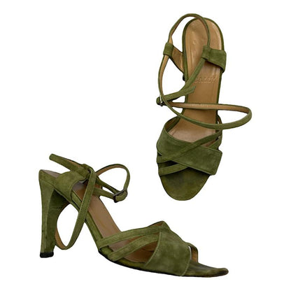 Bally Heel image 1