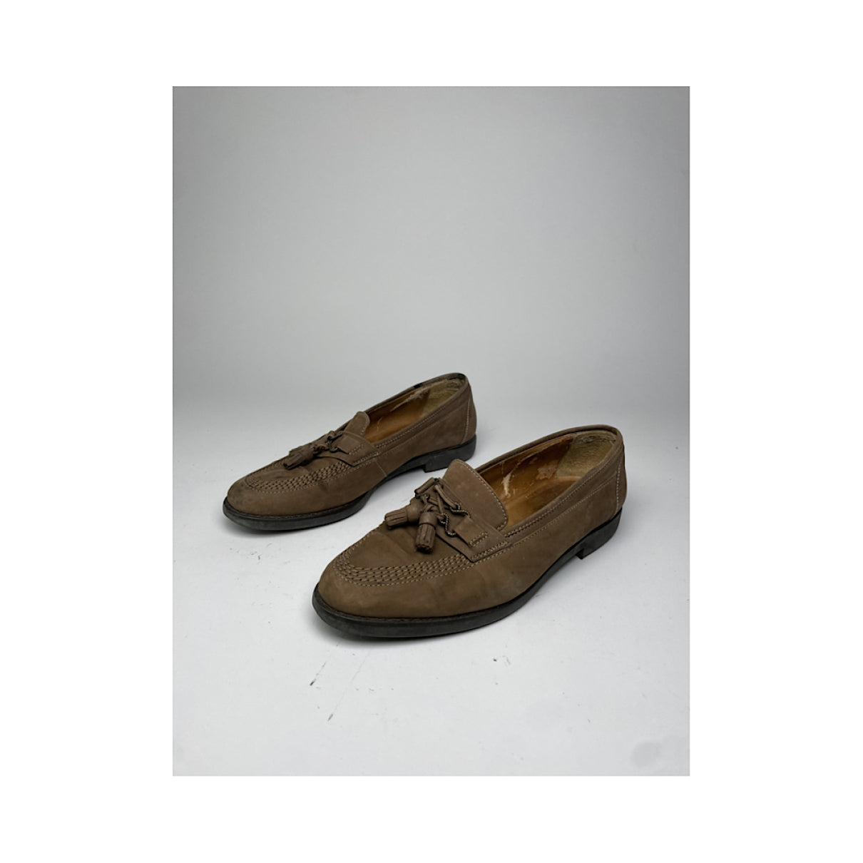 Yves Saint Laurent Flat image 2