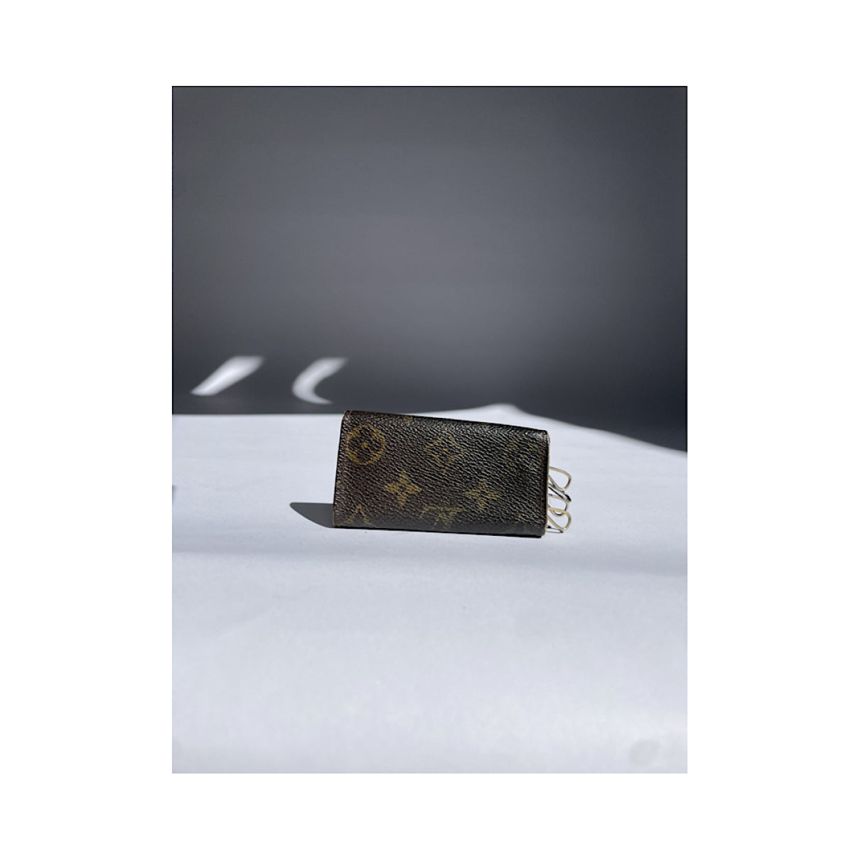 Louis Vuitton Lockme Brown Leather Purse image 3