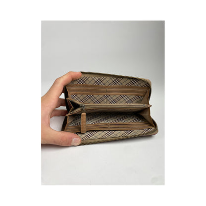 Burberry Wallet image 3