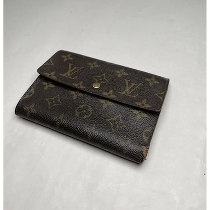 Louis Vuitton Iris Wallet image 2