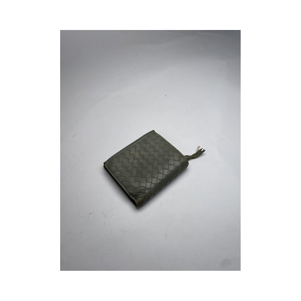 Bottega Veneta Intrecciato Grey Leather Wallet image 2