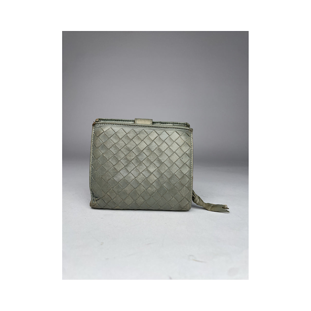 Bottega Veneta Intrecciato Grey Leather Wallet image 3