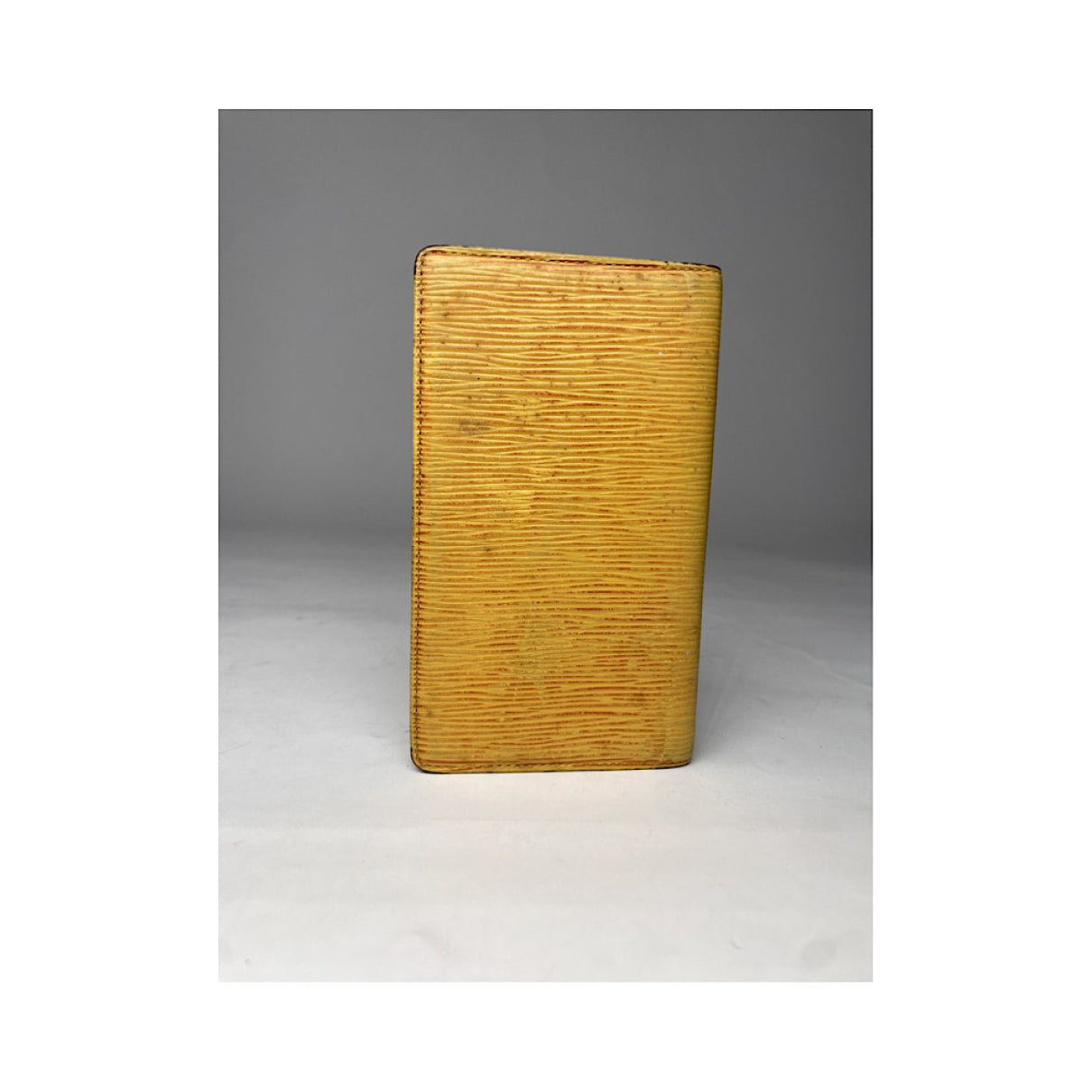 Louis Vuitton Passport cover Purse image 3