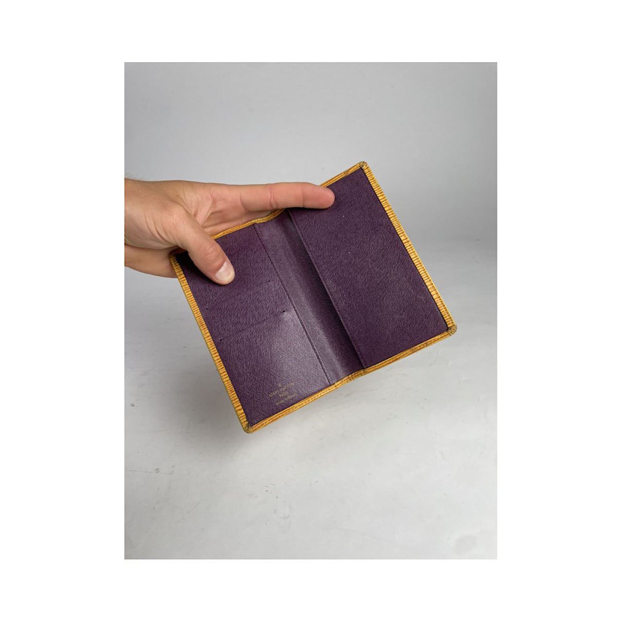 Louis Vuitton Passport cover Purse image 4