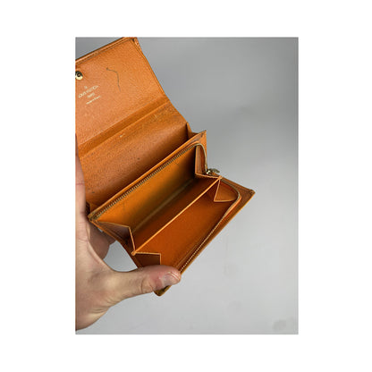 Louis Vuitton Capucines Wallet image 5