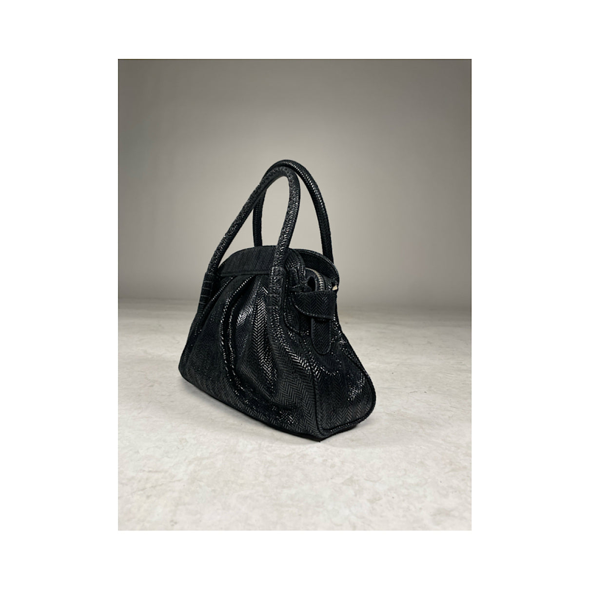 Giorgio Armani Black Leather Handbag image 2