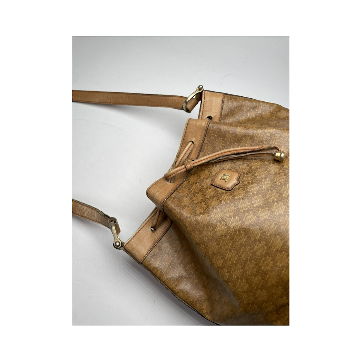 Celine SAC SEAU Gold Leather Handbag image 2