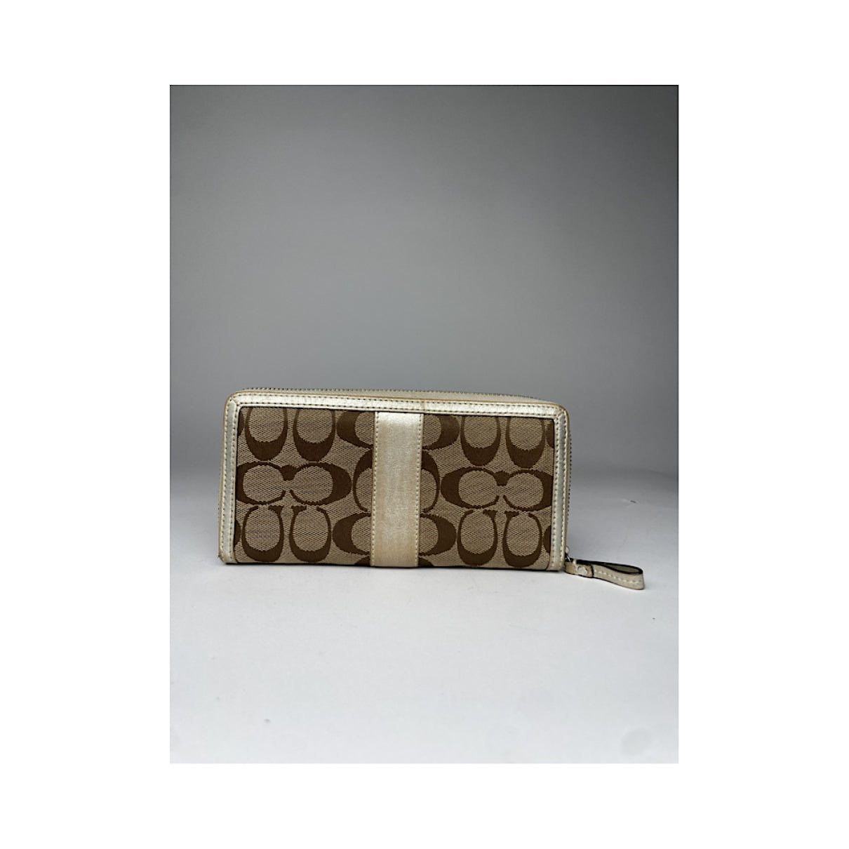 Coach Wallet image 2