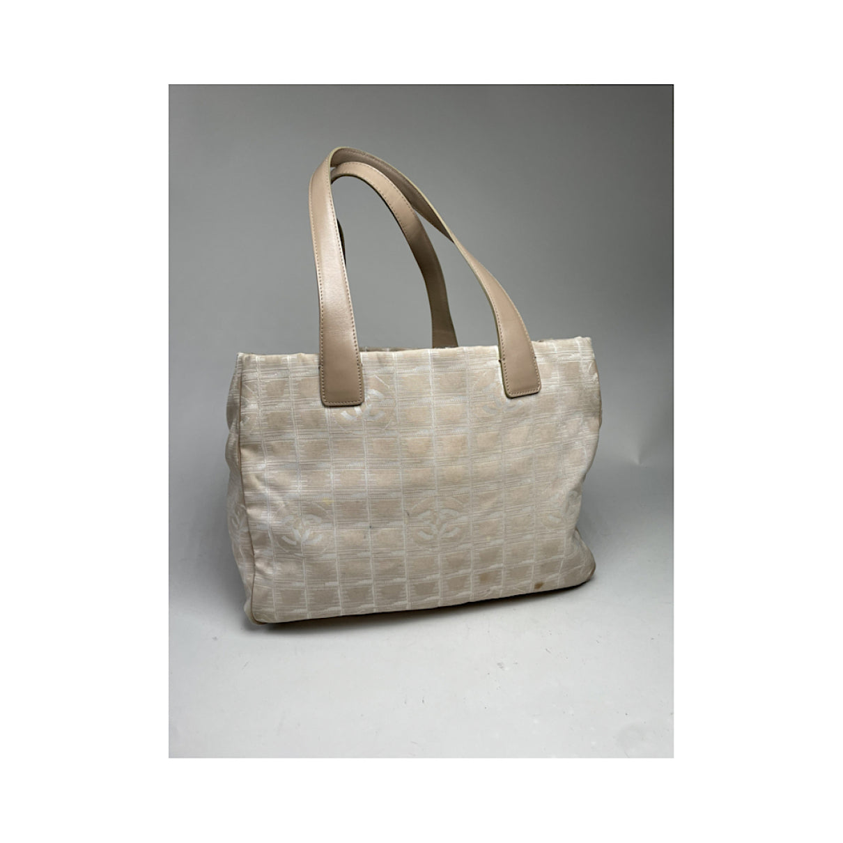 Chanel Handbag image 2