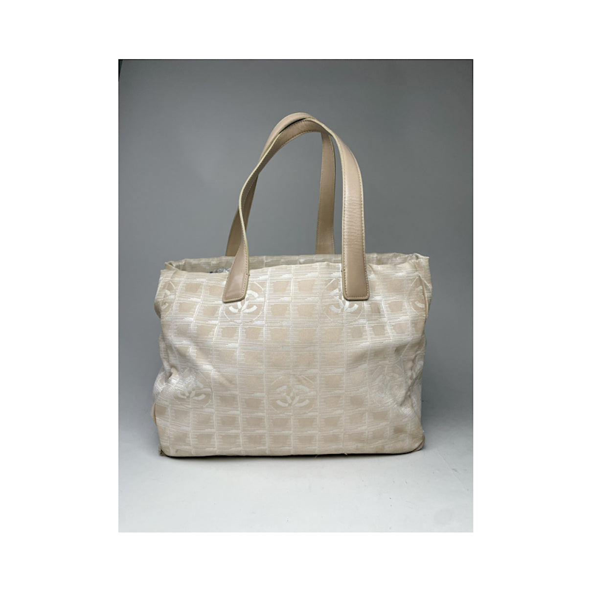 Chanel Handbag image 5