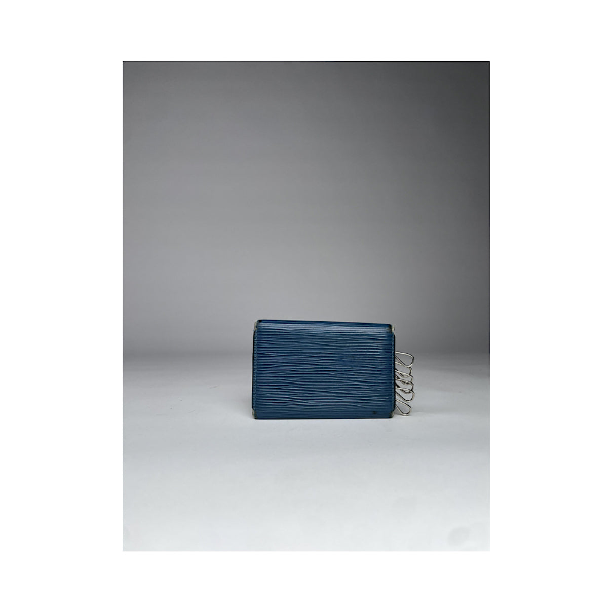 Louis Vuitton Lockme Blue Leather Purse image 2