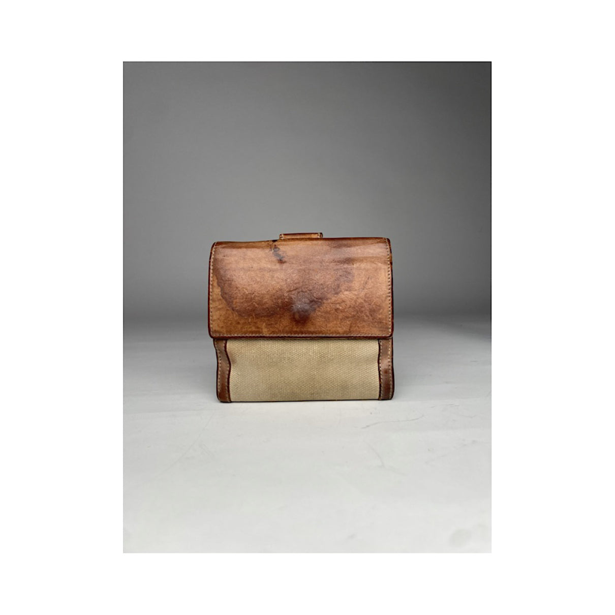 Gucci Interlocking Wallet image 2