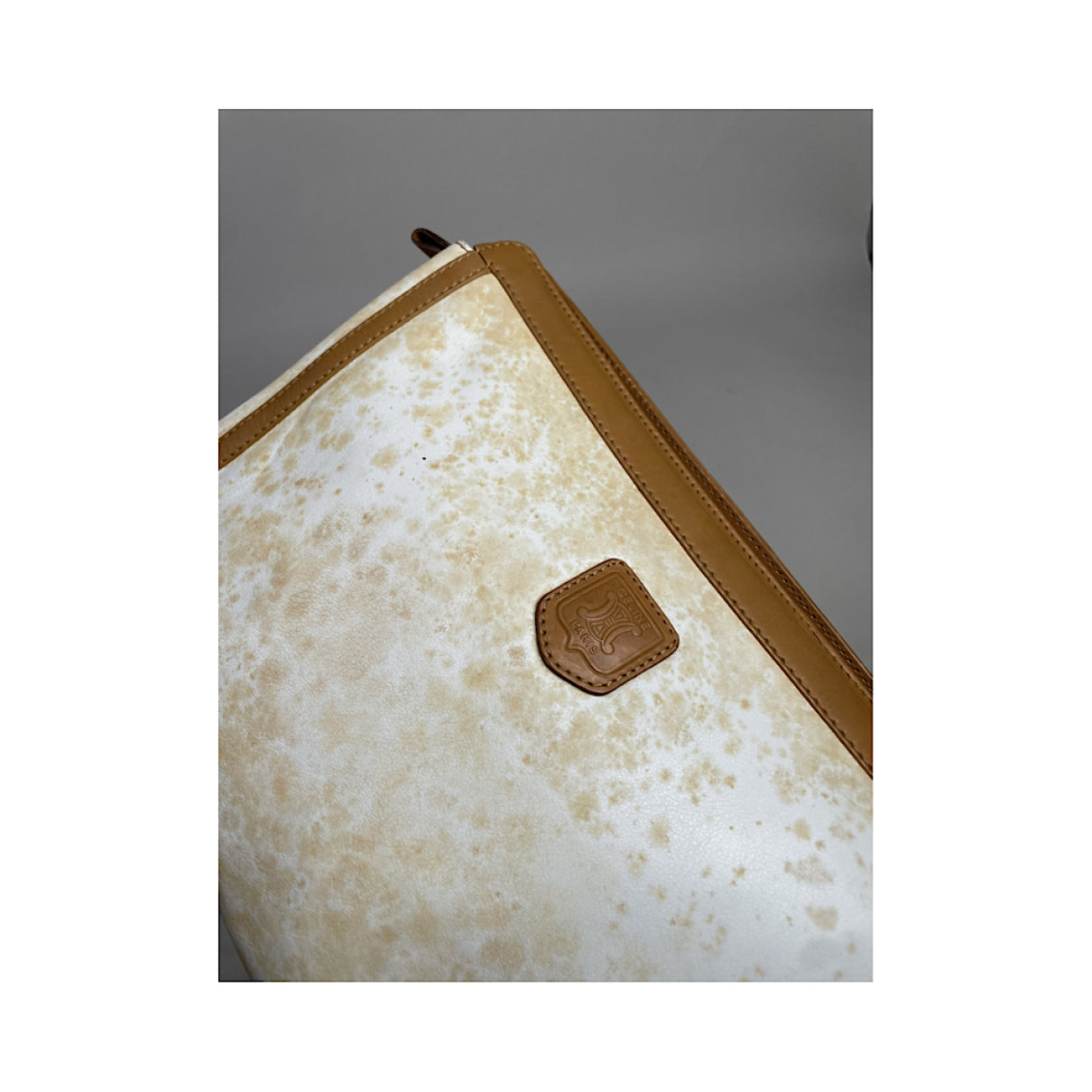 Celine Triomphe Vintage White Leather Clutch Bag image 2