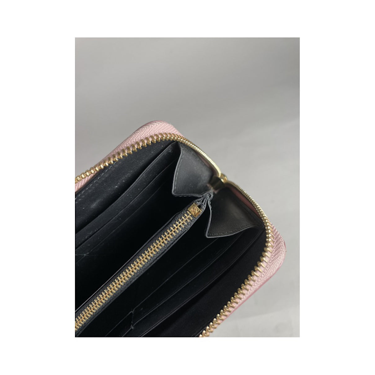 Loewe Wallet image 5