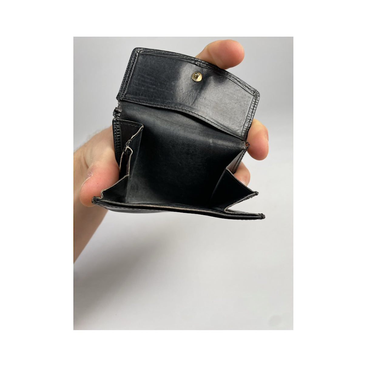 Louis Vuitton Daily Purse image 5