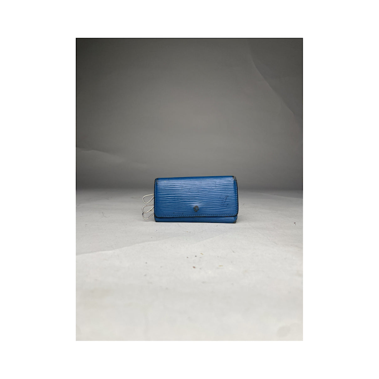 Louis Vuitton Lockme Blue Leather Purse image 3