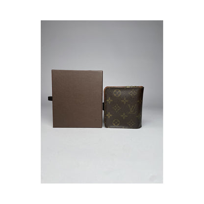 Louis Vuitton Zippy Wallet image 2
