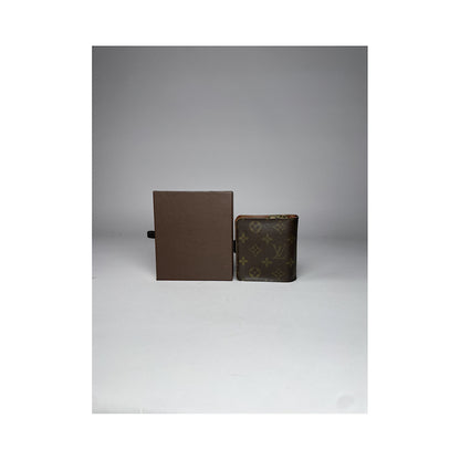 Louis Vuitton Zippy Wallet image 3