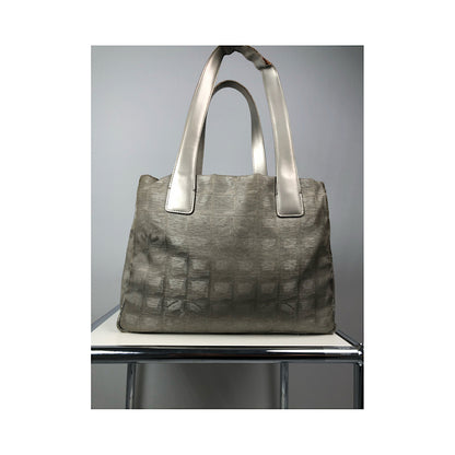 Chanel Handbag image 3