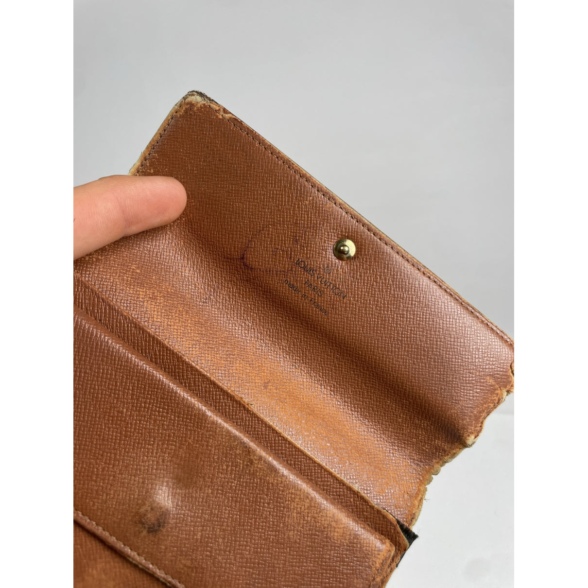 Louis Vuitton Vénus Wallet image 4