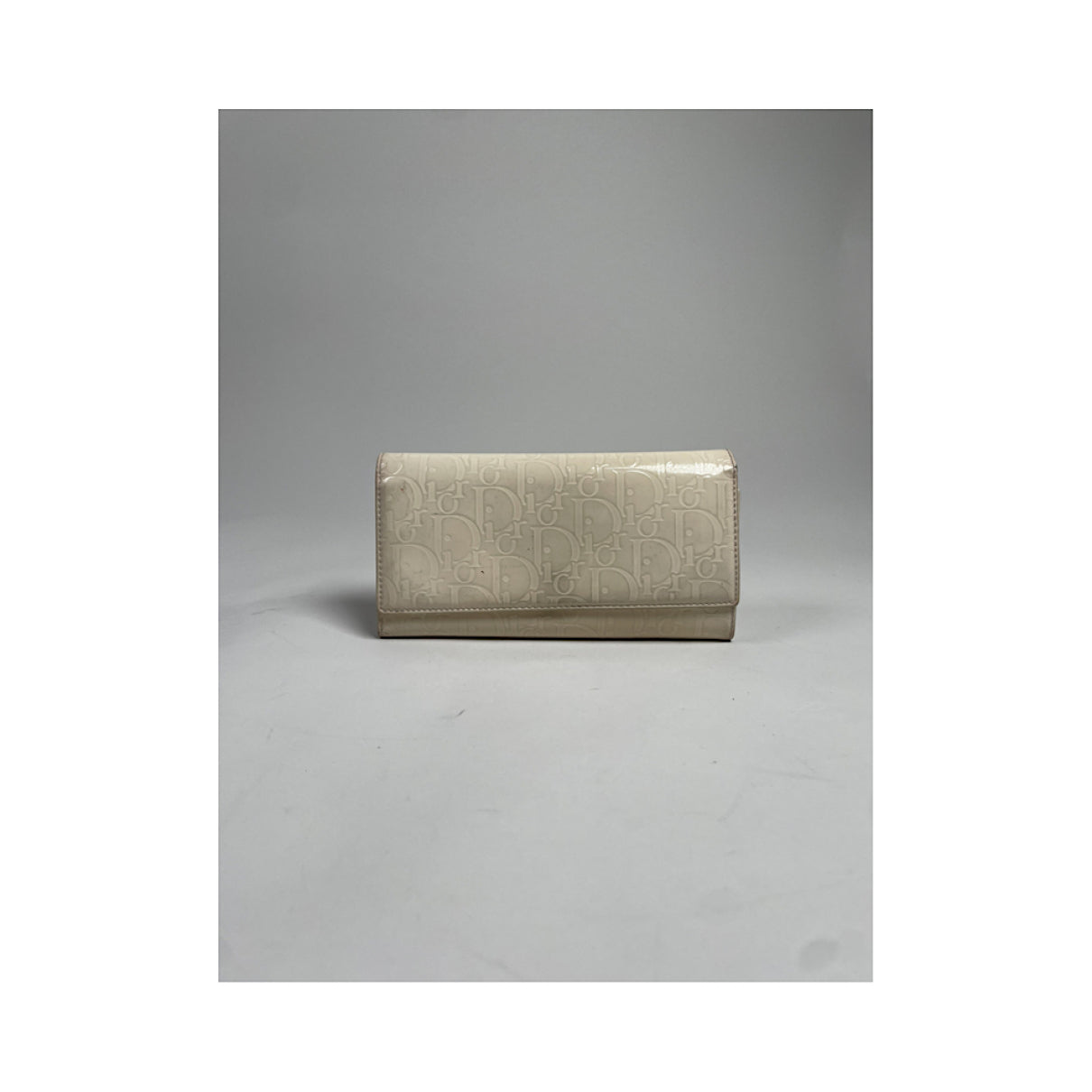 Dior Diorama White Patent Leather Wallet image 2