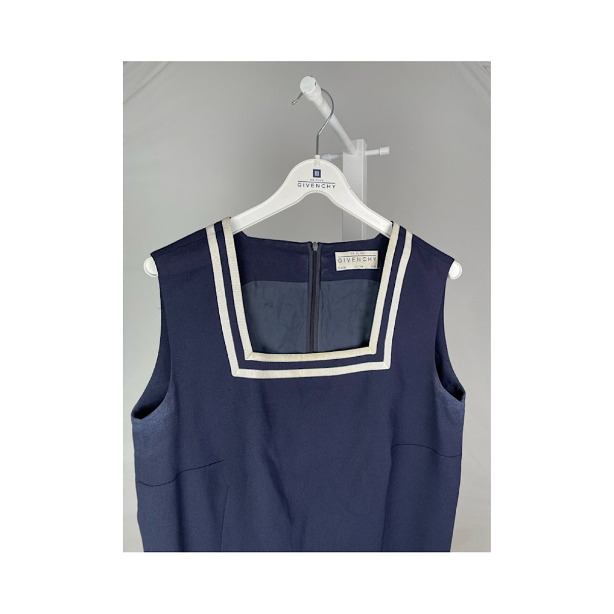 Givenchy Dresse image 4