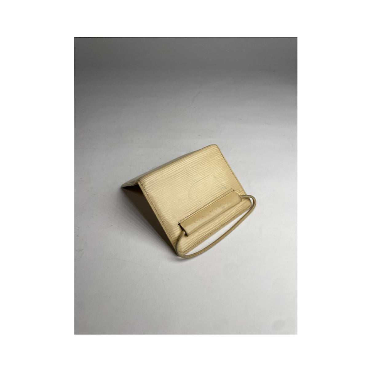 Louis Vuitton Purse image 4