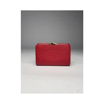 Louis Vuitton Capucines Red Leather Wallet image 3