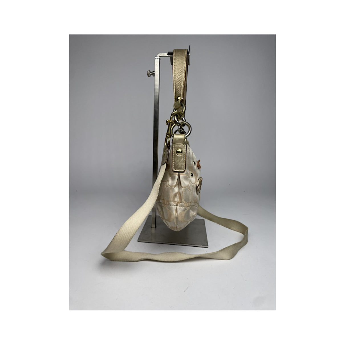 Coach Signature Sufflette Handbag image 5