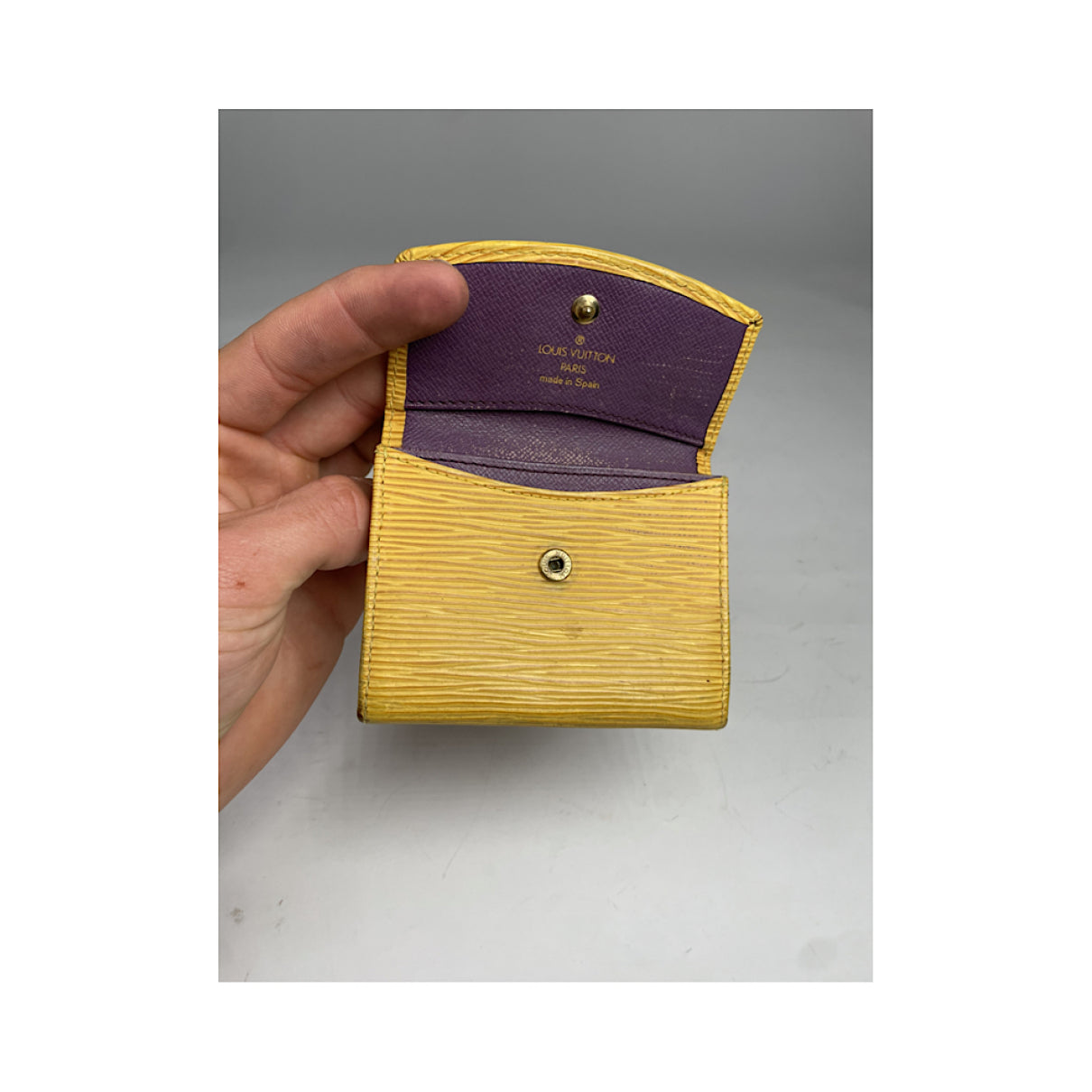 Louis Vuitton Purse image 3