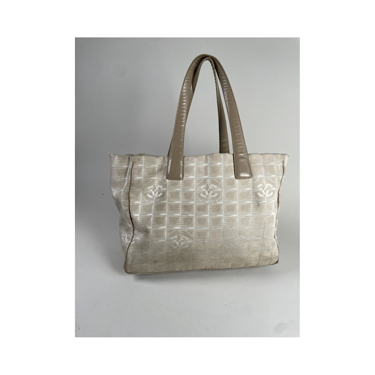 Chanel Handbag image 4