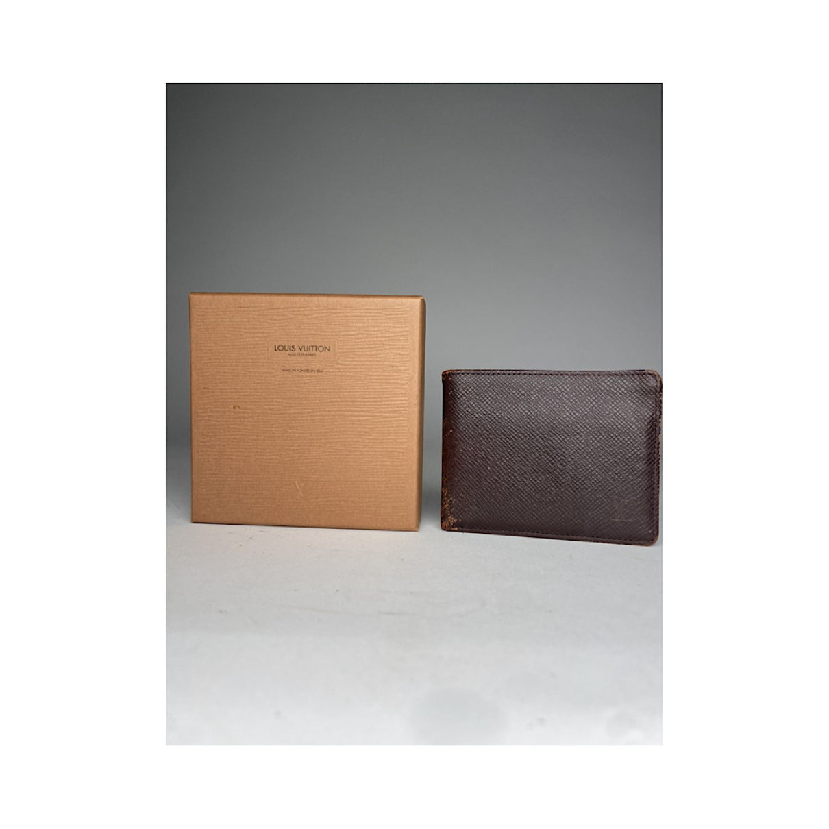 Louis Vuitton Purse image 2