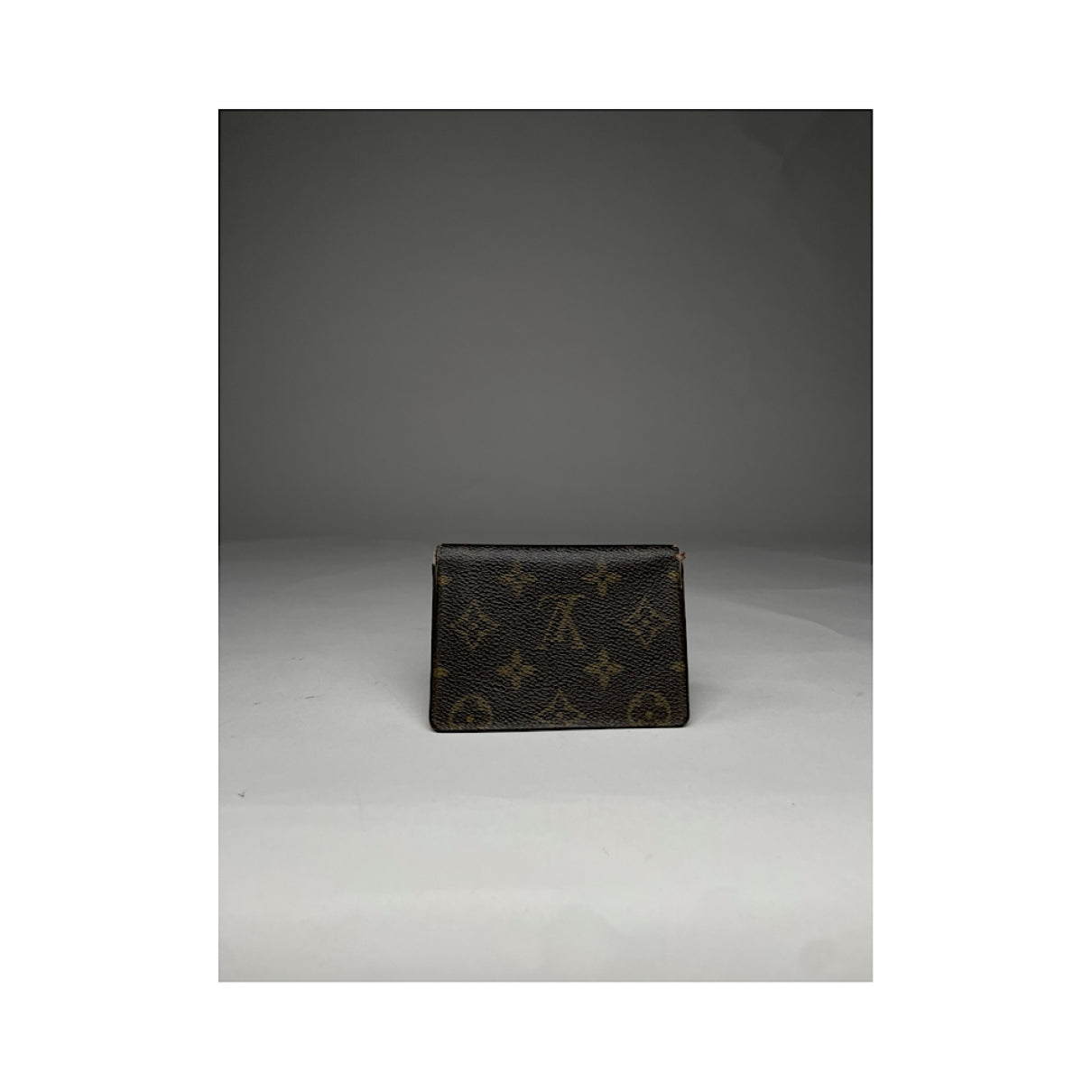 Louis Vuitton Purse image 4
