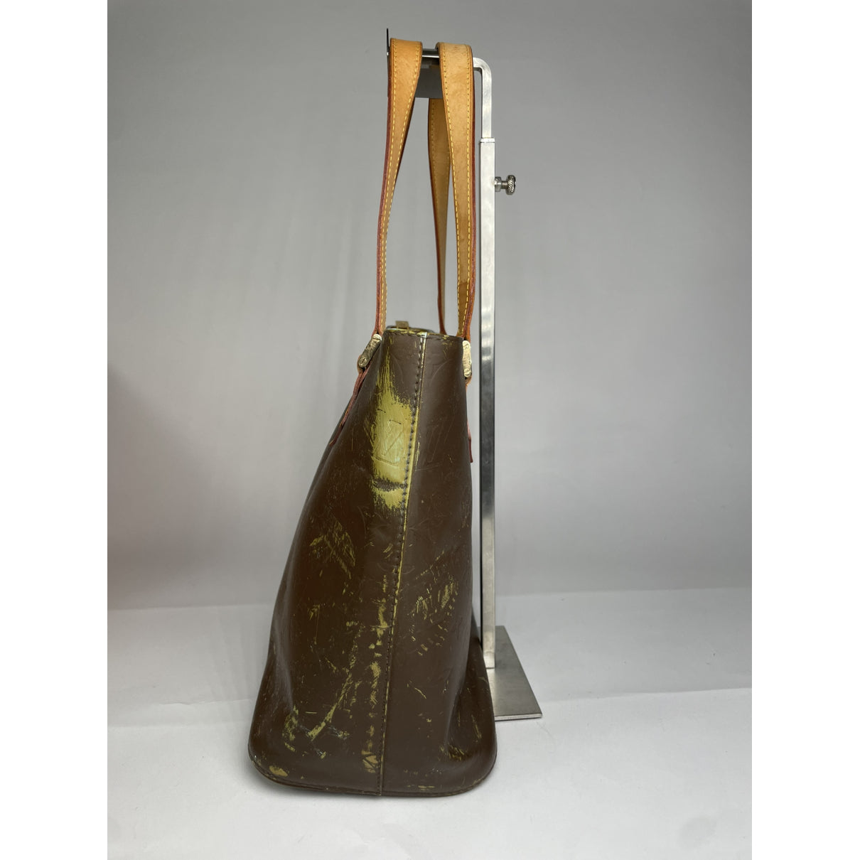 Louis Vuitton Vivian Handbag image 5