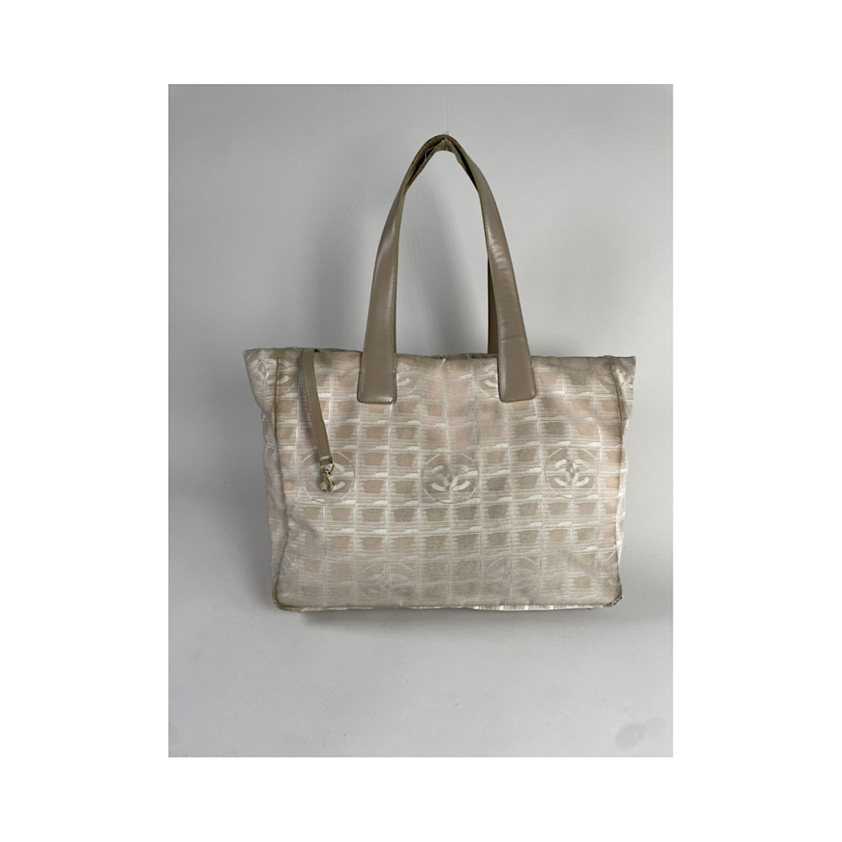 Chanel Handbag image 3