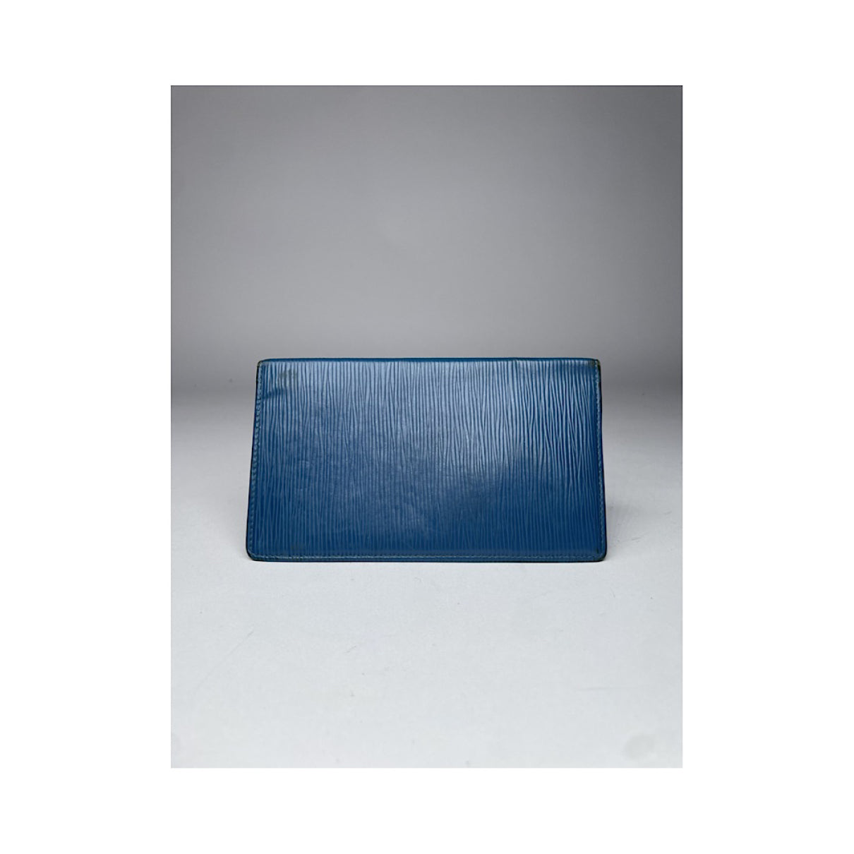 Louis Vuitton Passport cover Purse image 4