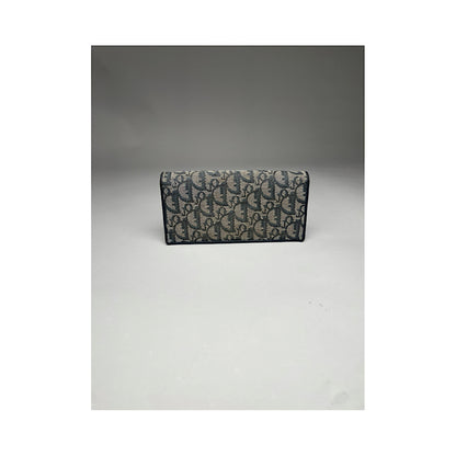 Dior Saddle Purse image 2