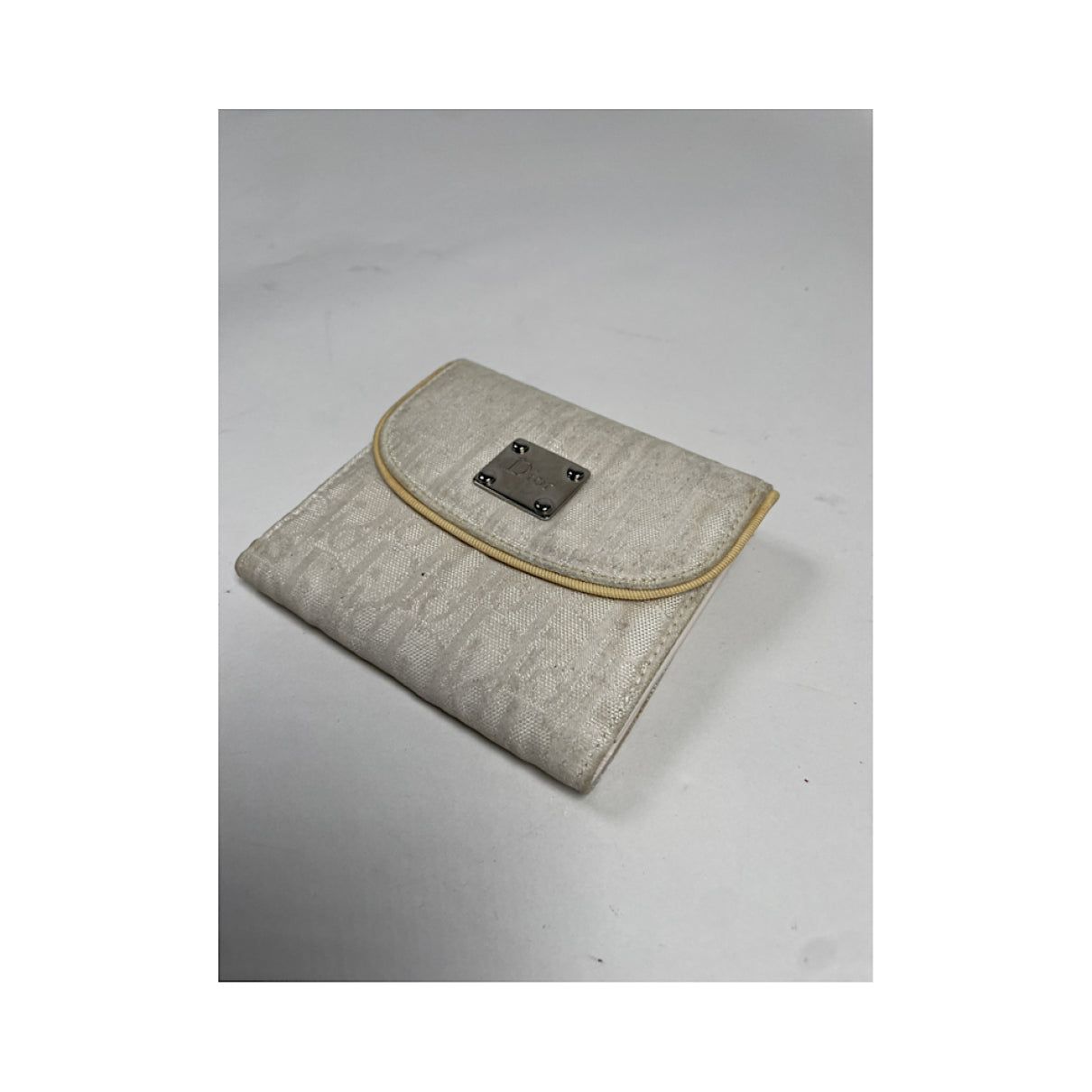 Dior 30 Montaigne Wallet image 3