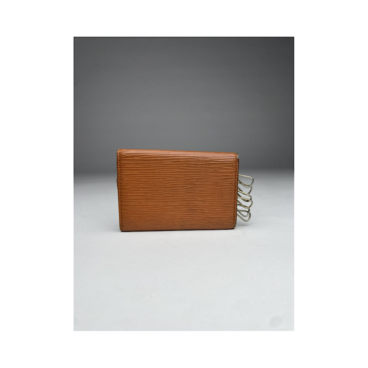 Louis Vuitton Lockme Brown Leather Purse image 2