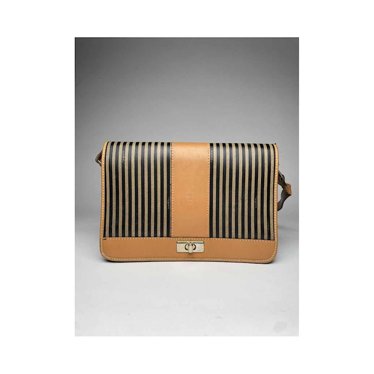 Fendi Baguette Brown Leather Handbag image 4