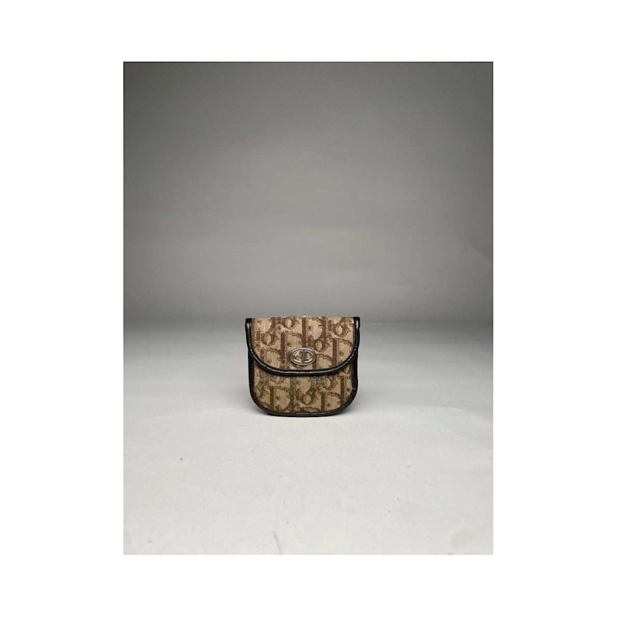 Dior 30 Montaigne Purse image 4