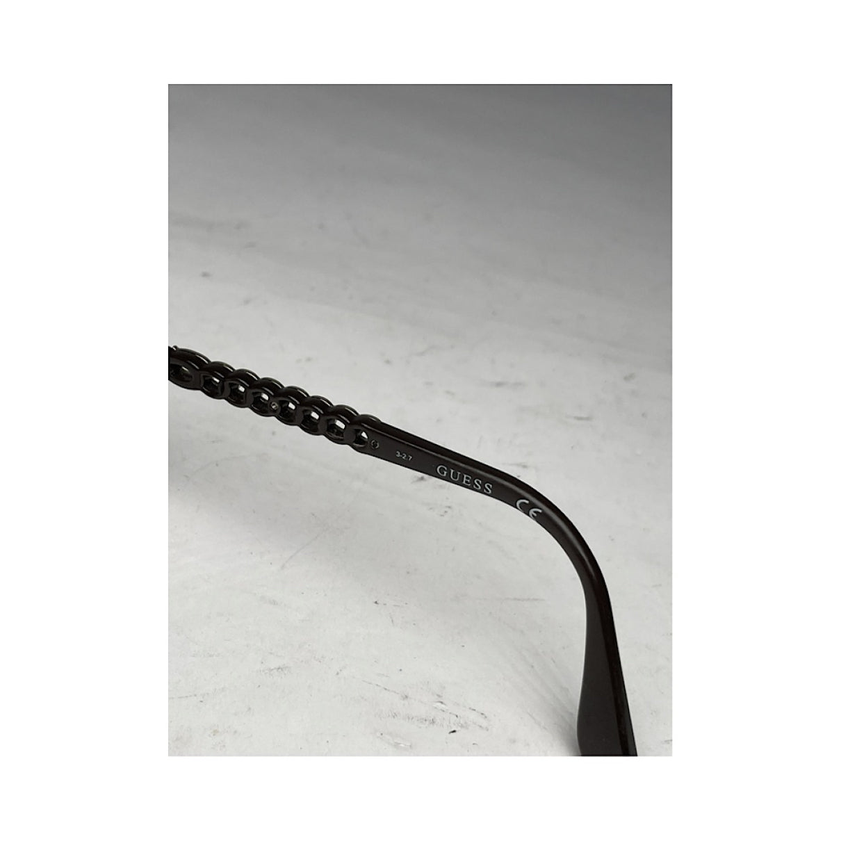 GUESS Sunglasses image 5