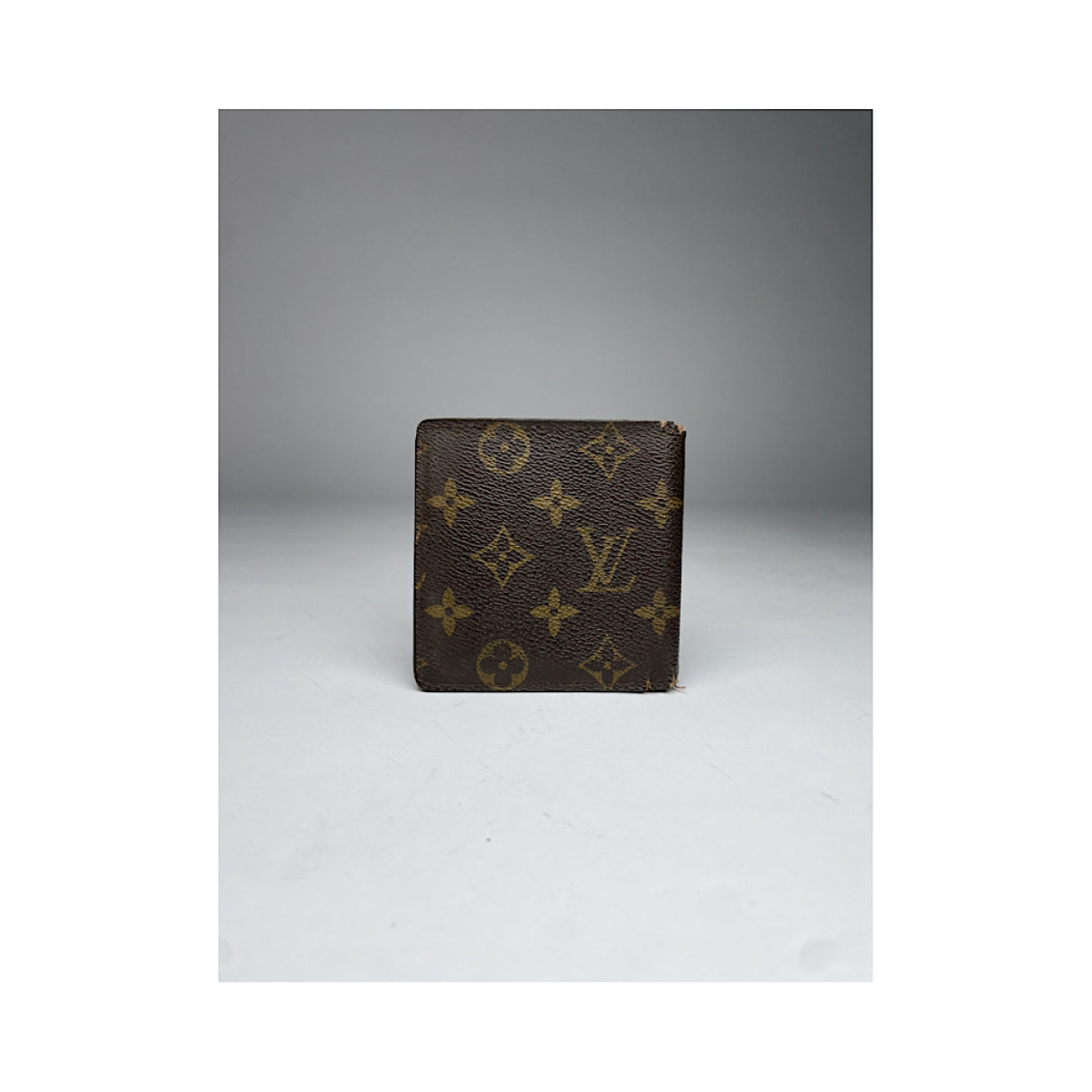 Louis Vuitton Purse image 3