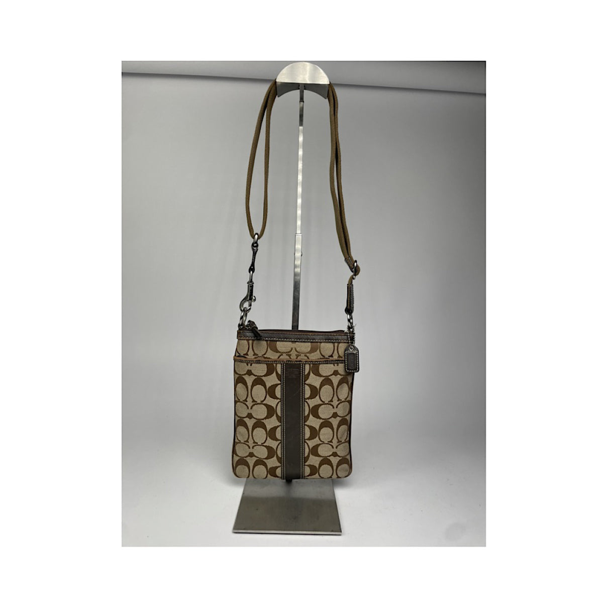 Coach Signature Sufflette Handbag image 4