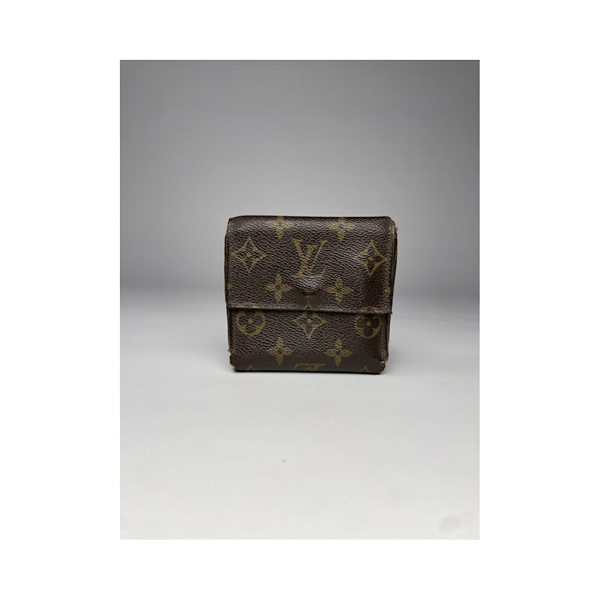 Louis Vuitton Koala Wallet image 3