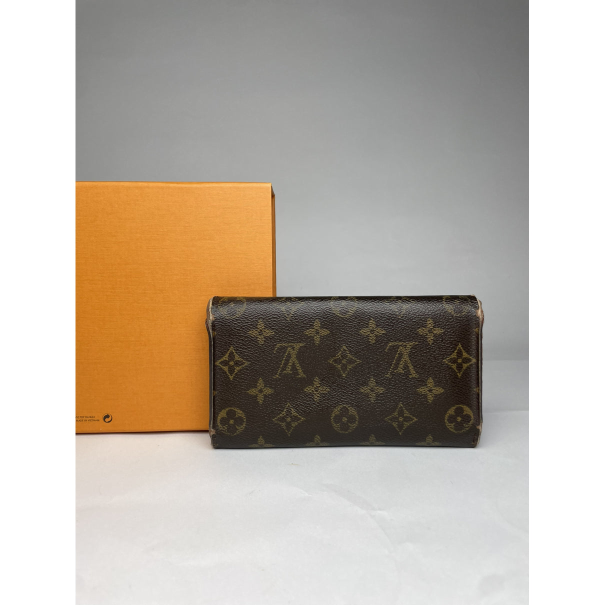 Louis Vuitton Emilie Wallet image 2