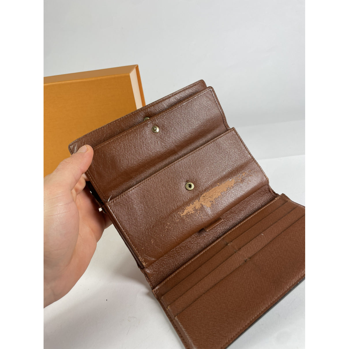 Louis Vuitton Emilie Wallet image 5