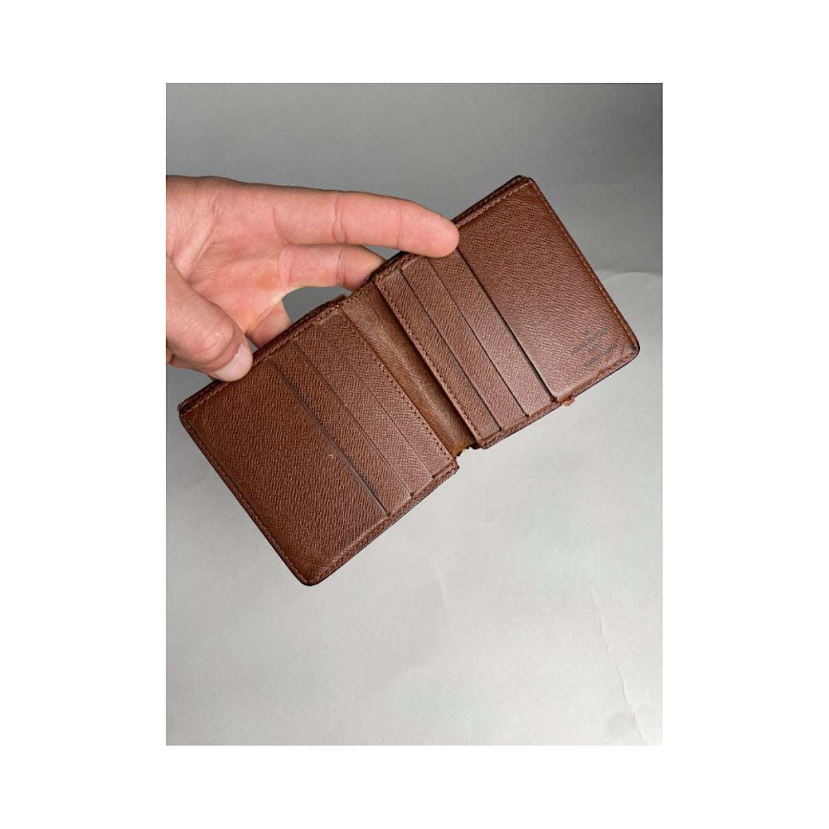 Louis Vuitton Purse image 5